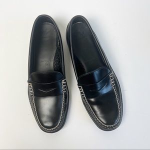 TB Phelps Key West Loafer in Black- size 8 medium